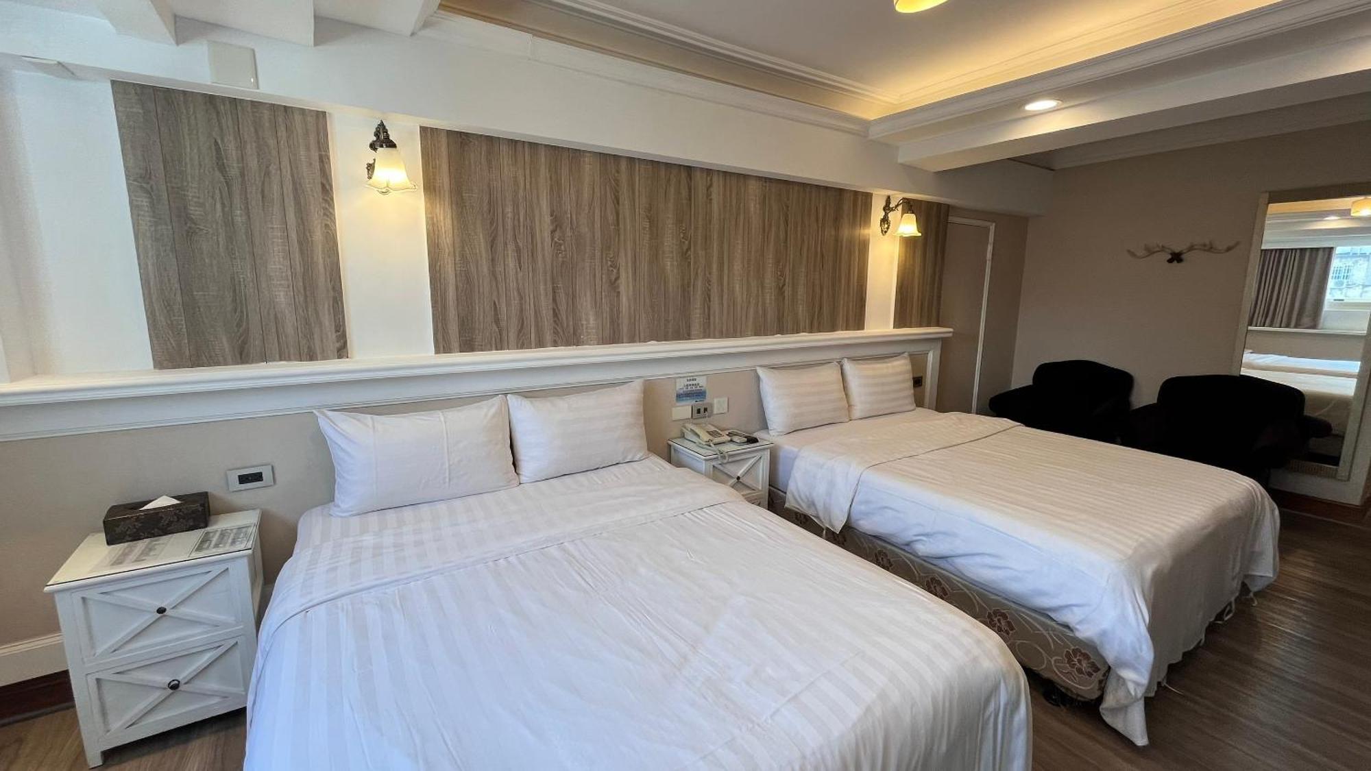 Migo Hotel Taichung Esterno foto