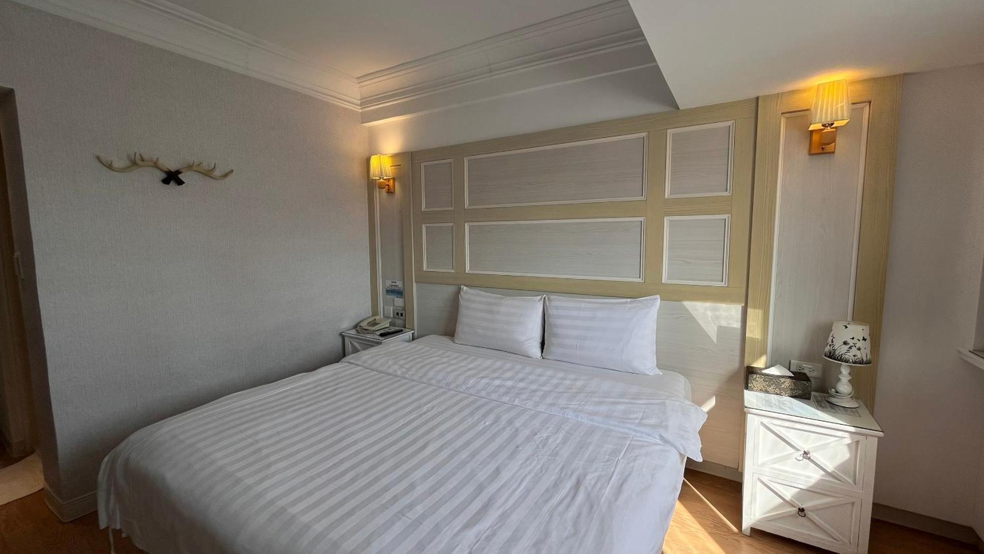 Migo Hotel Taichung Esterno foto