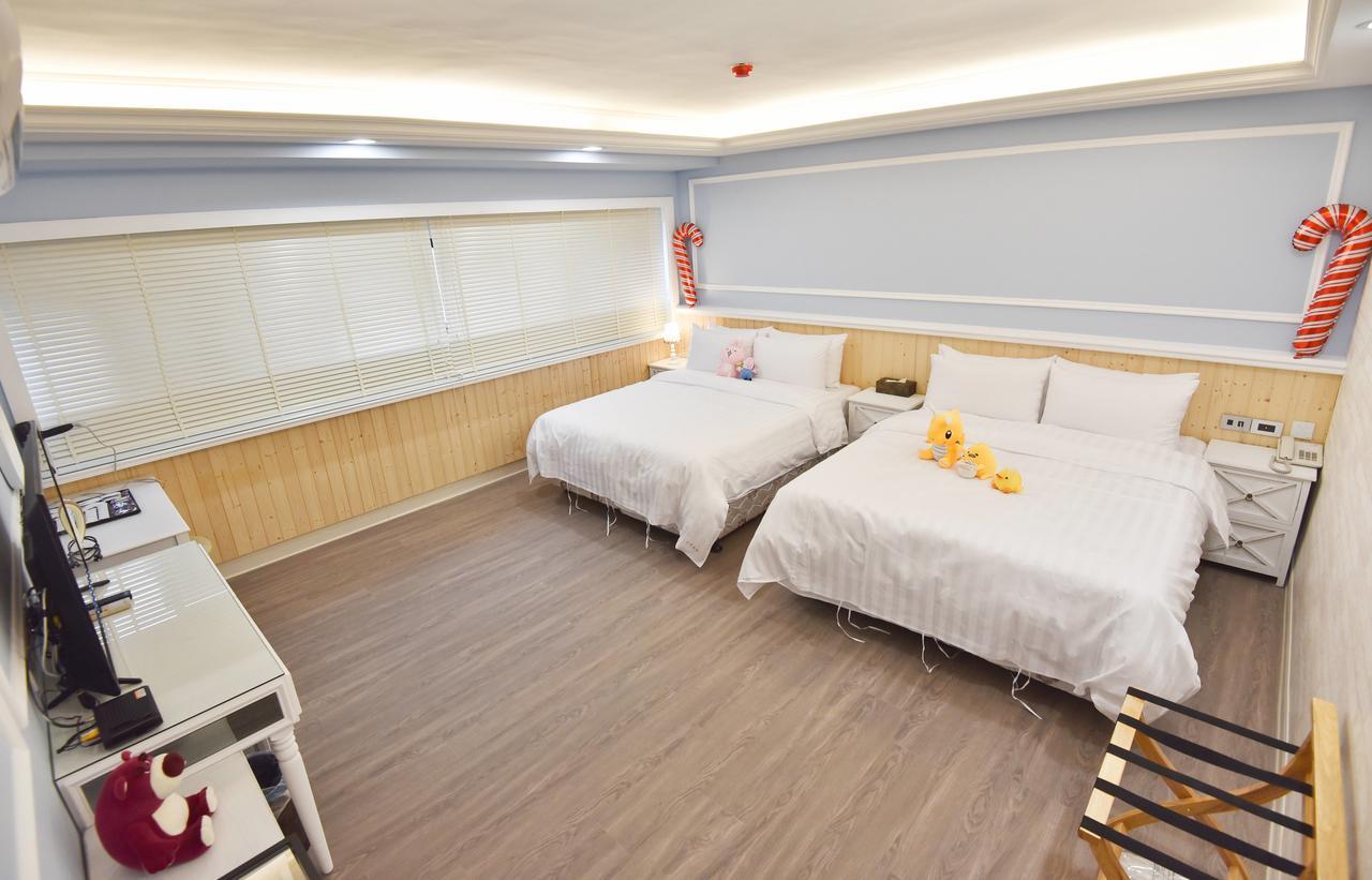 Migo Hotel Taichung Esterno foto